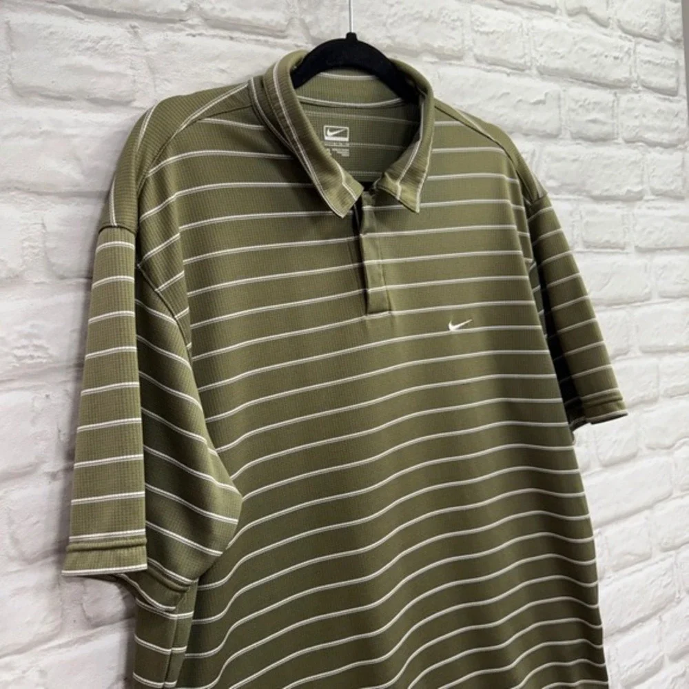 Nike Golf Polo Shirt Mens XL Green White Stripe Dri-FIT Short Sleeve Performance